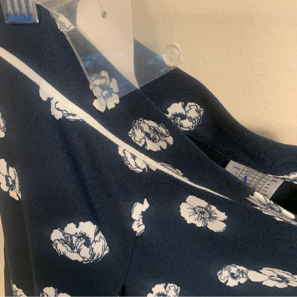 Brooks Brothers A Line Floral Knee Length Skirt - Picture 4 of 12